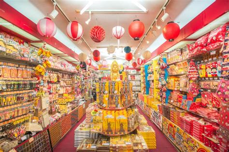 Boutique de Cadeaux / Souvenirs Six